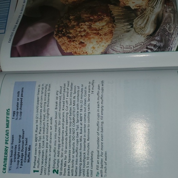 Duncan Hines Bake It Easy Cookbook Revipes Use Boxed Cake Mix + More - Picture 11 of 11
